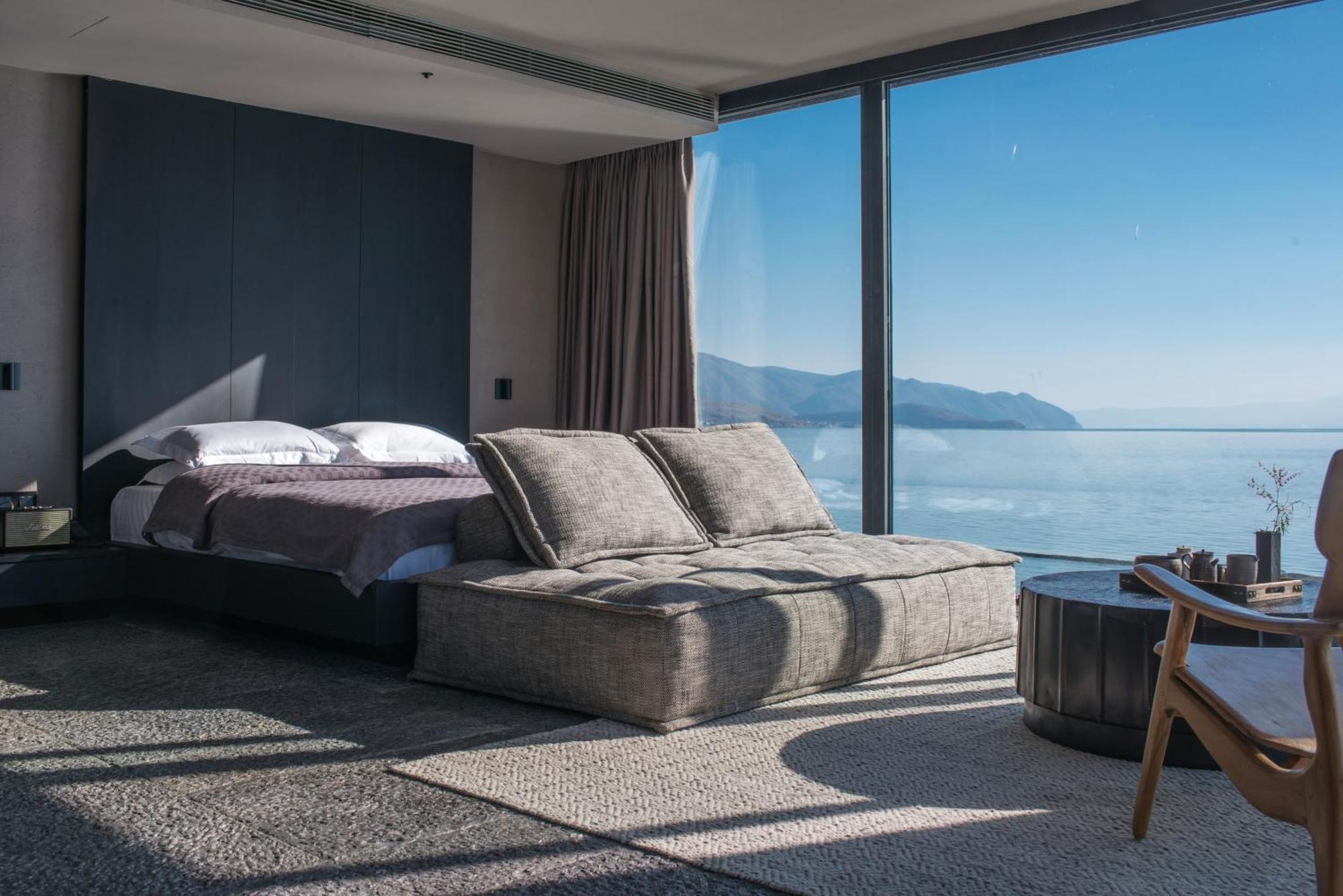 Yakamoz Erhai Hotel Dali  Bagian luar foto