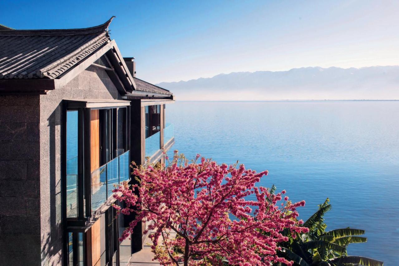 Yakamoz Erhai Hotel Dali  Bagian luar foto