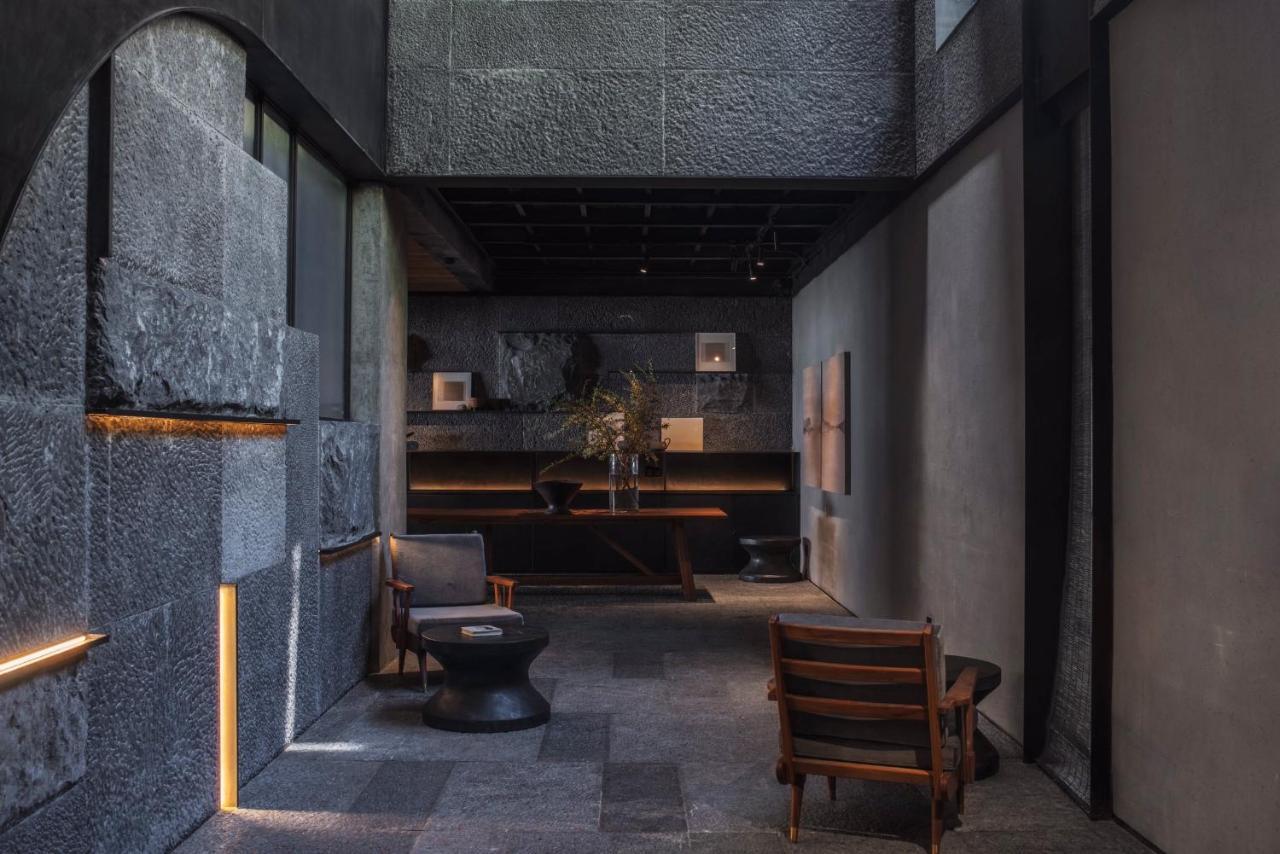 Yakamoz Erhai Hotel Dali  Bagian luar foto