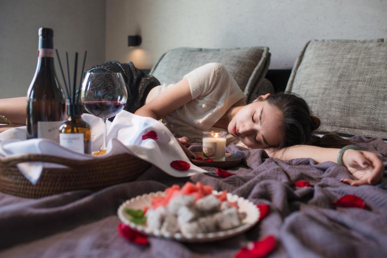 Yakamoz Erhai Hotel Dali  Bagian luar foto